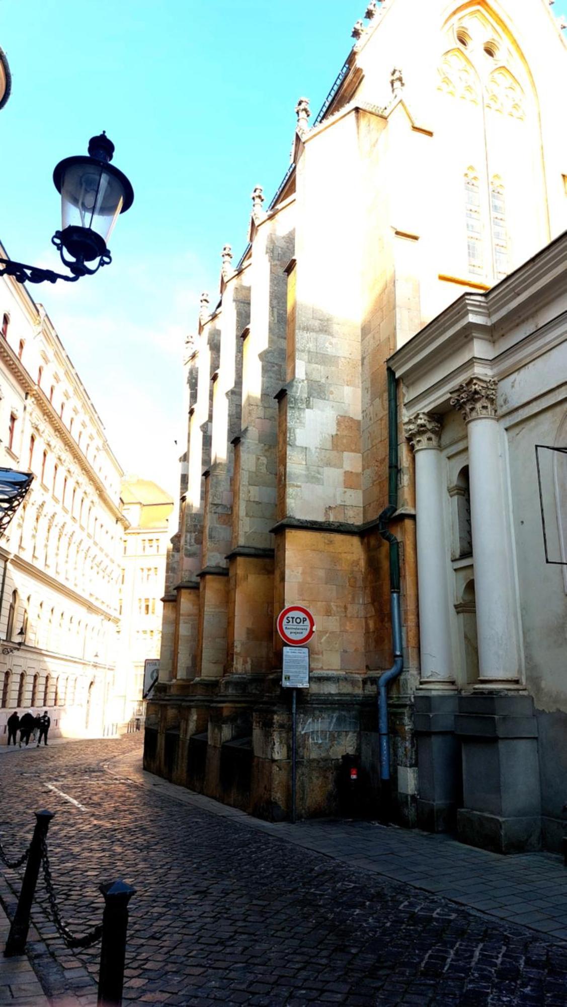 Michael'S Gate Large Apartment In A 15Th-Century Building, Old Town Bratislava Exteriör bild