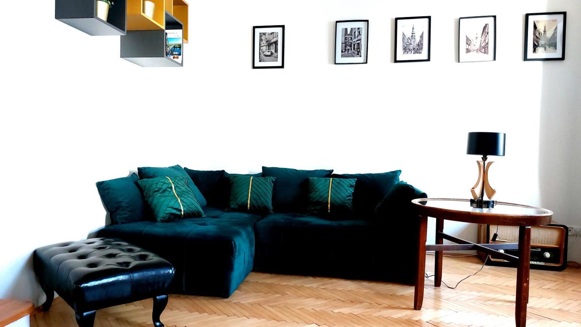 Michael'S Gate Large Apartment In A 15Th-Century Building, Old Town Bratislava Exteriör bild